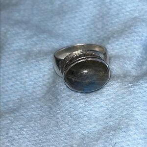 Elegant Silver Ring with Labradorite Stone